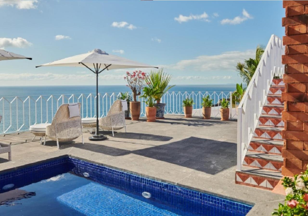 Hotel Luxury Patio Azul (Adults Only) Puerto Vallarta Bagian luar foto Rooftop pool