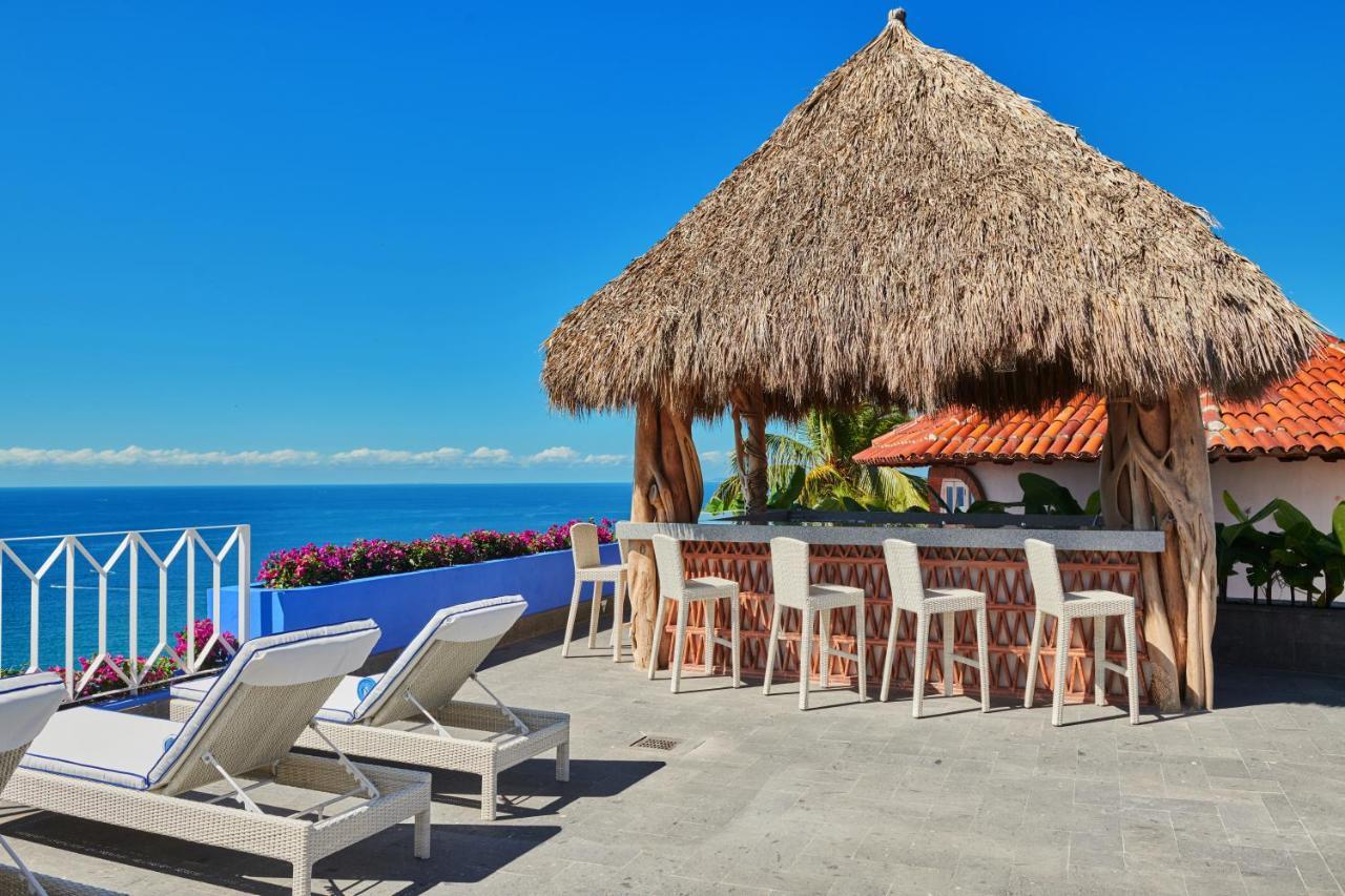 Hotel Luxury Patio Azul (Adults Only) Puerto Vallarta Bagian luar foto Rooftop bar at the Hotel El Ganchán