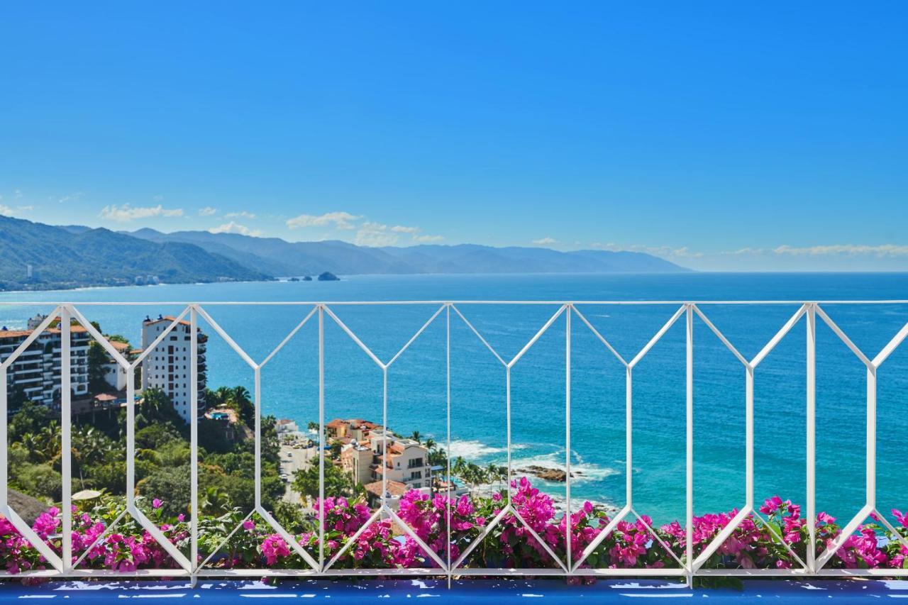 Hotel Luxury Patio Azul (Adults Only) Puerto Vallarta Bagian luar foto View of Acapulco Bay