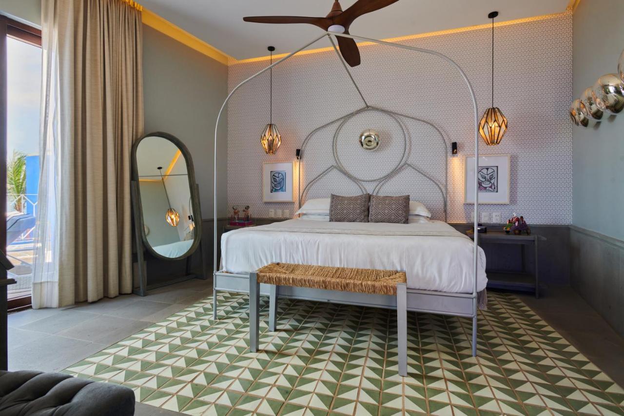 Hotel Luxury Patio Azul (Adults Only) Puerto Vallarta Bagian luar foto A bedroom at the hotel