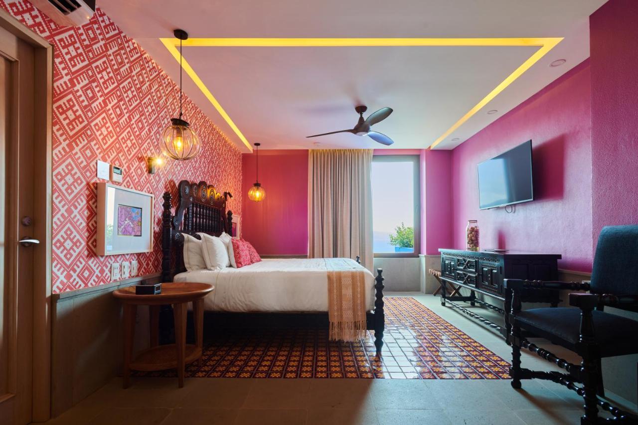 Hotel Luxury Patio Azul (Adults Only) Puerto Vallarta Bagian luar foto Deluxe Room