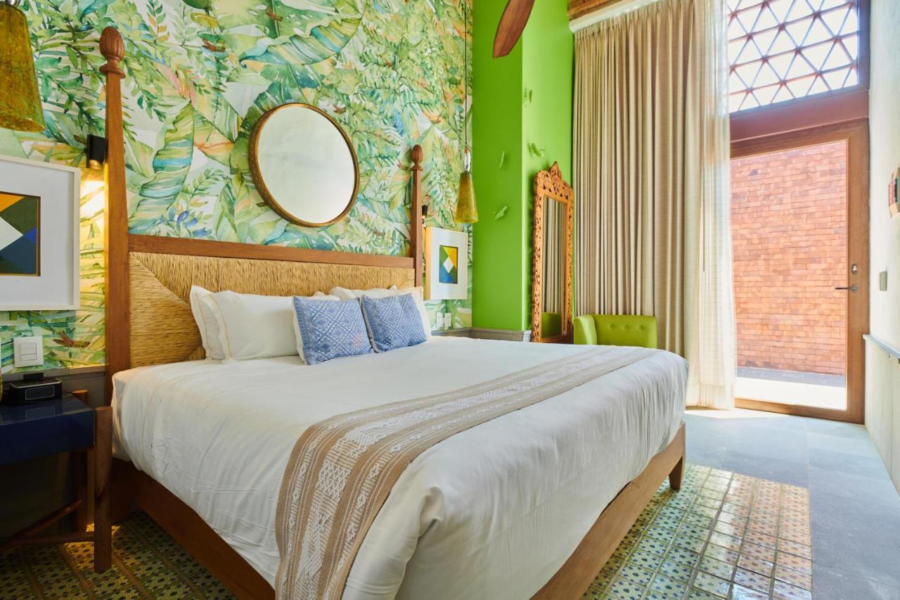 Hotel Luxury Patio Azul (Adults Only) Puerto Vallarta Bagian luar foto A bedroom at the hotel