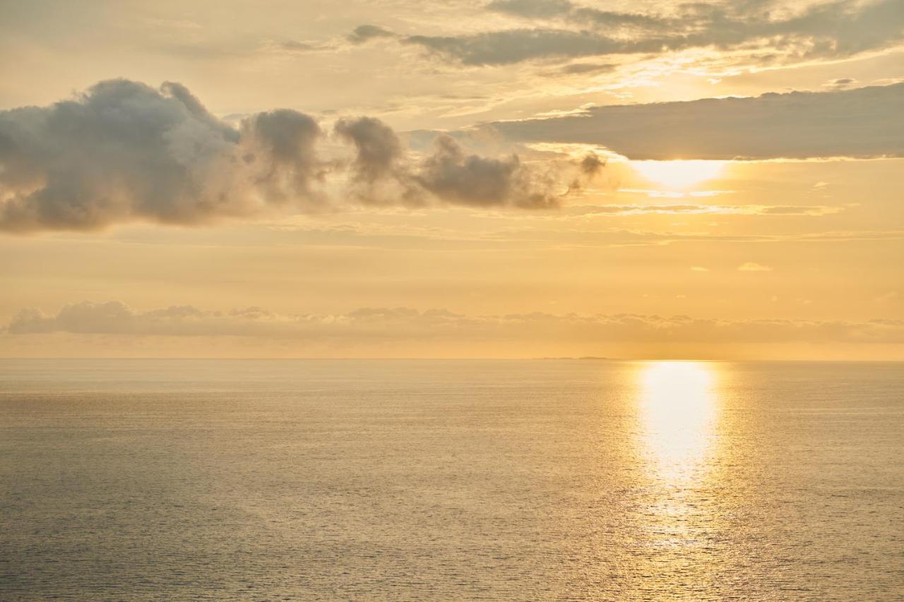 Hotel Luxury Patio Azul (Adults Only) Puerto Vallarta Bagian luar foto Sunset over the Atlantic Ocean