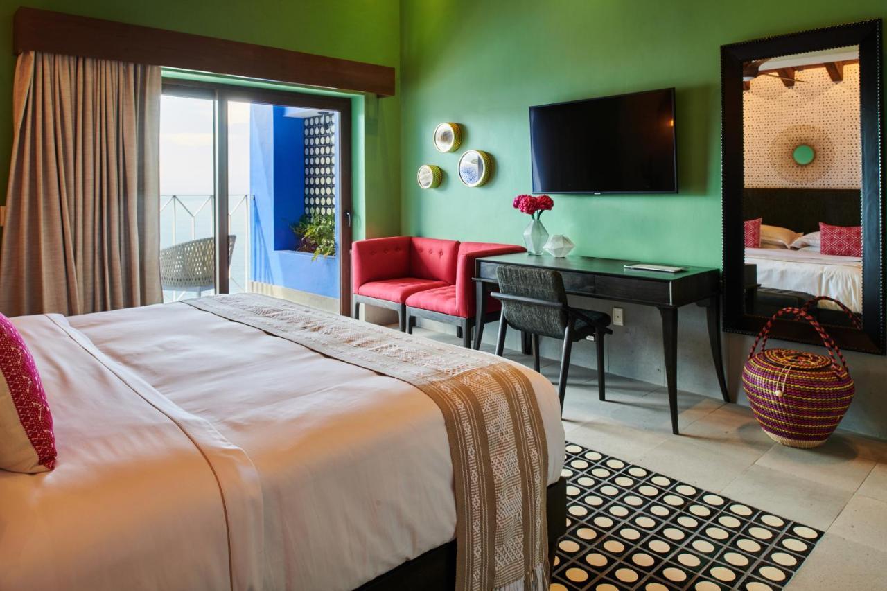 Hotel Luxury Patio Azul (Adults Only) Puerto Vallarta Bagian luar foto Deluxe Room