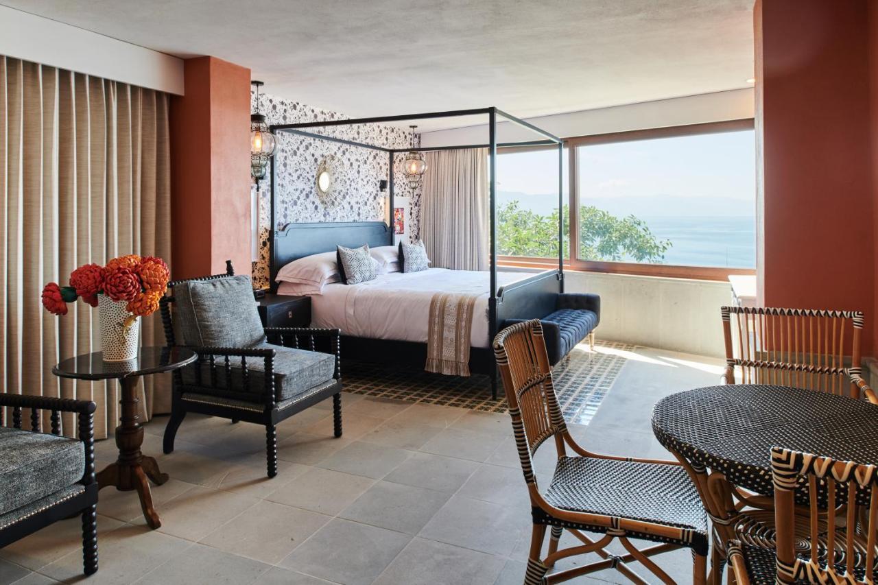 Hotel Luxury Patio Azul (Adults Only) Puerto Vallarta Bagian luar foto A suite at the Cape Grace