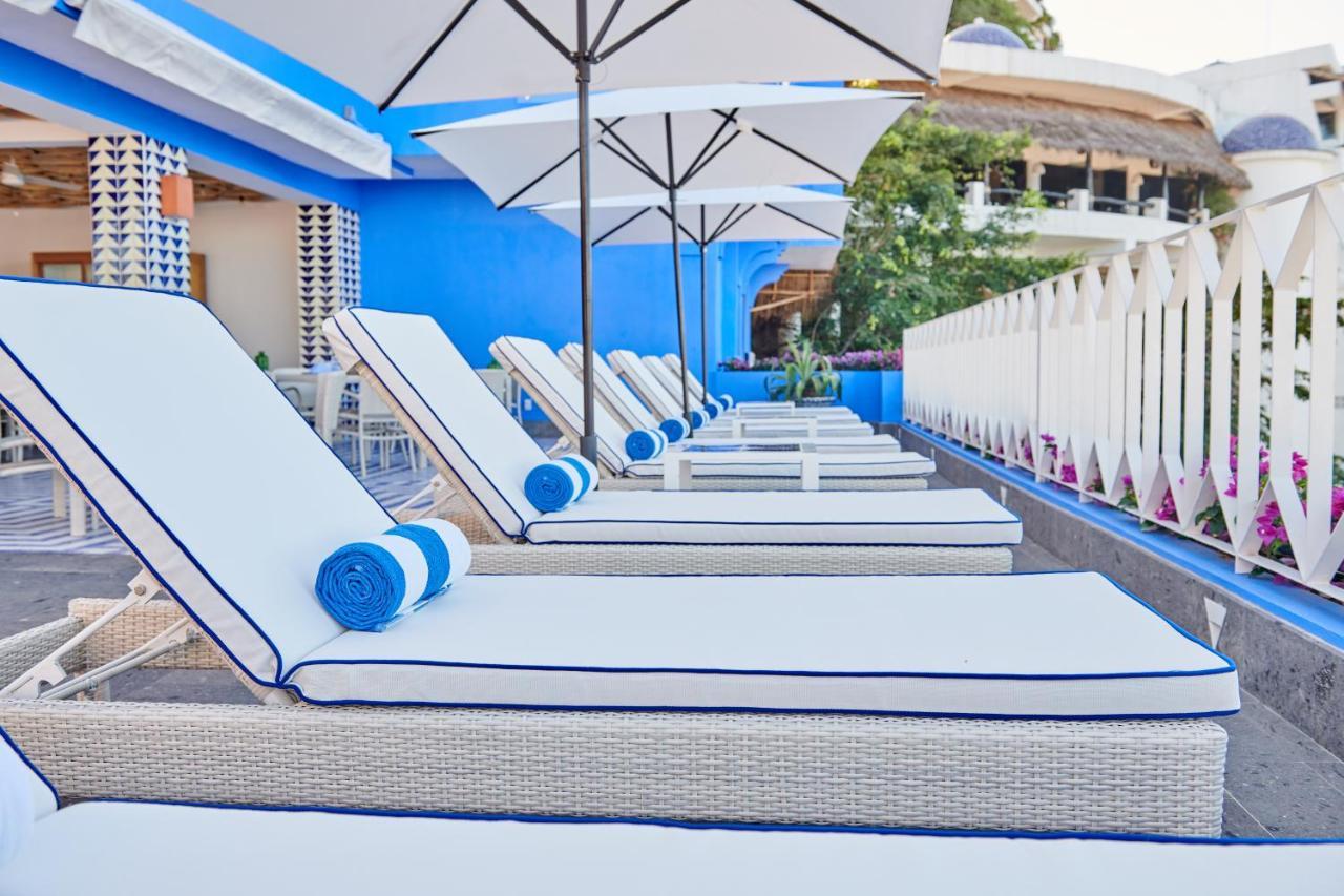 Hotel Luxury Patio Azul (Adults Only) Puerto Vallarta Bagian luar foto The pool at the Beverly Hills Hotel